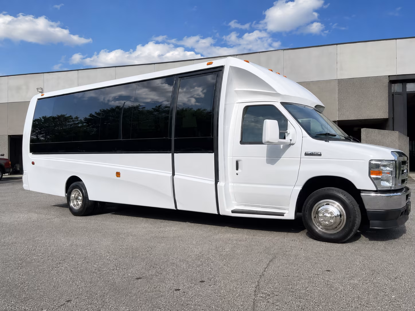 employee shuttle buses for livermore s research and tech campuses