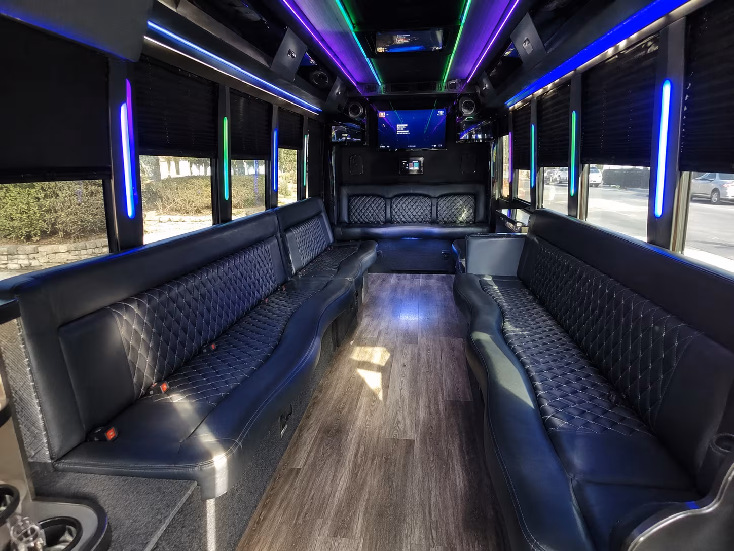 livermore 15 passenger party bus interior