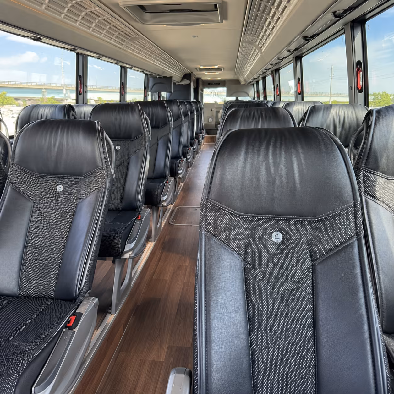 oakland international airport oak charter bus rentals and shuttle service
